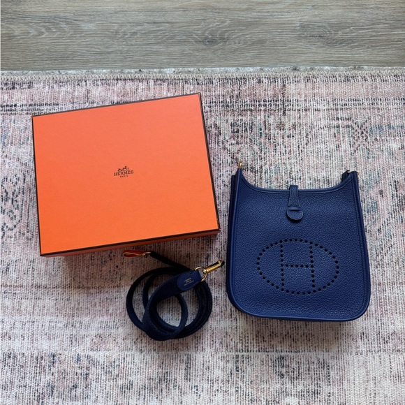 Hermès Evelyne Clemence TPM Bleu Saphir Maurice Leather Bag